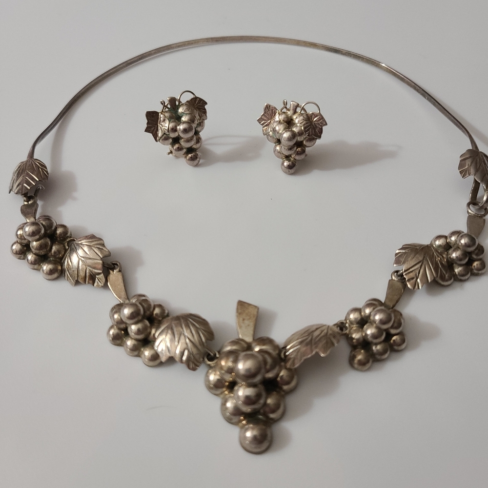 925 Vintage Grapes Taxco Mexico Necklace Earrings Sterling Silver Choker Estate - Picture 4 of 16